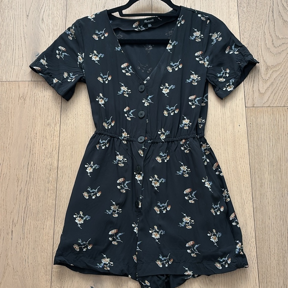 Madewell Black Floral Short Sleeve Romper
